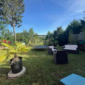 Indépendant Avec Jardin à Rodez Aveyron Hébergement de vacances